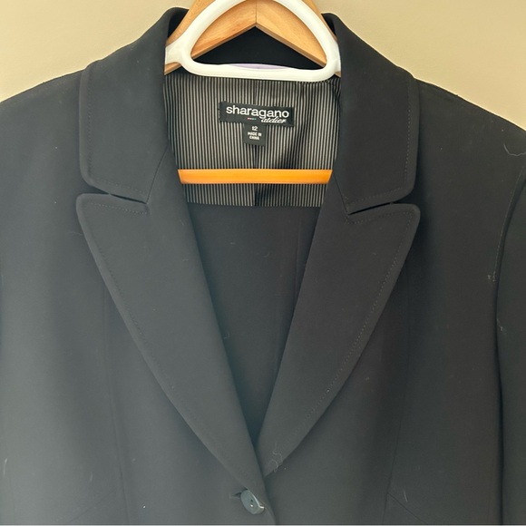 Black Suit Set with jacket and pants.   Great work or casual style!! - Picture 14 of 16